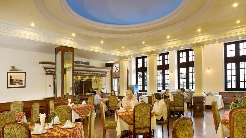Riverside Saigon Hotel 3*