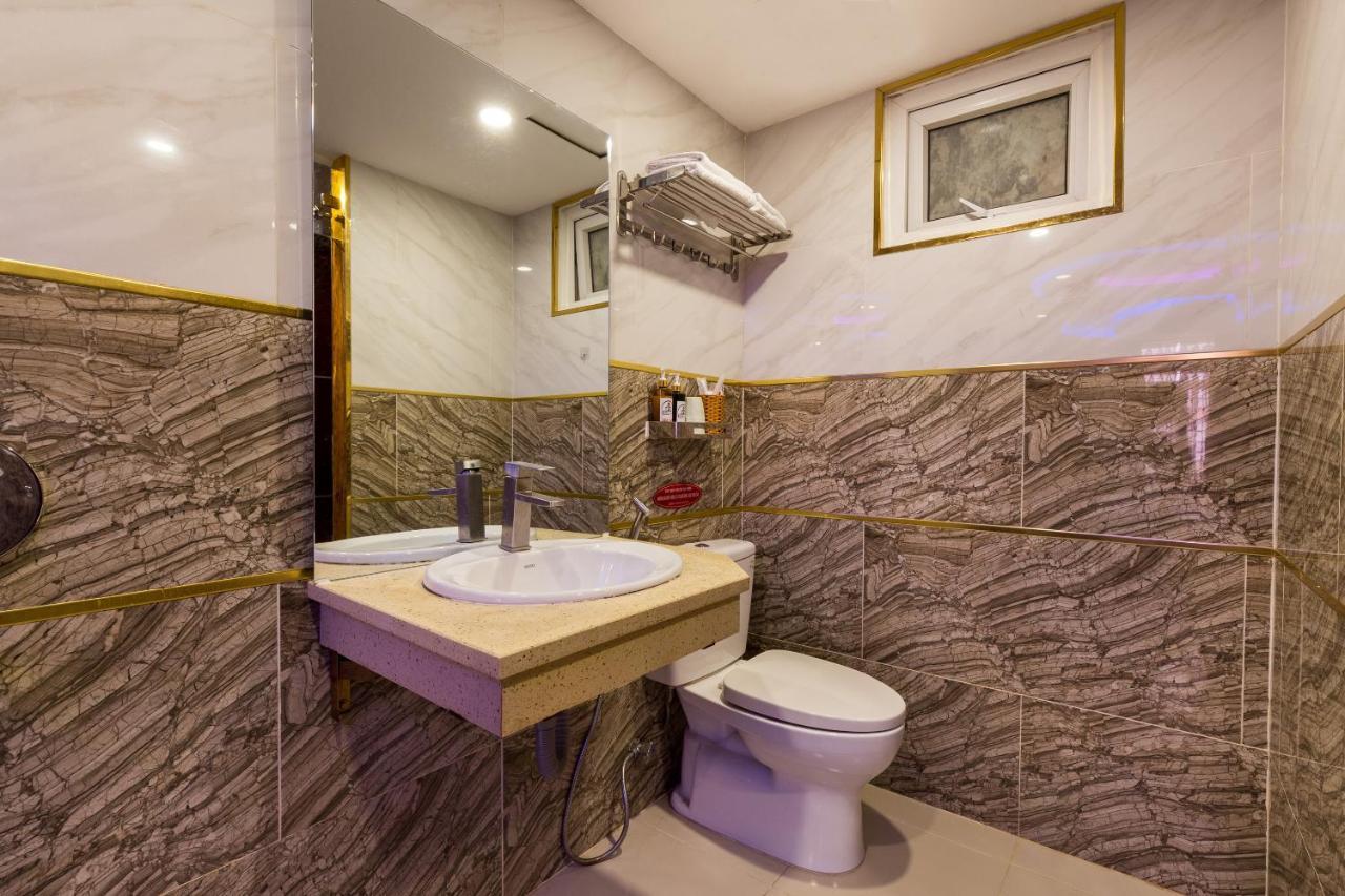 Oyo 1108 Iboss Hotel 2*