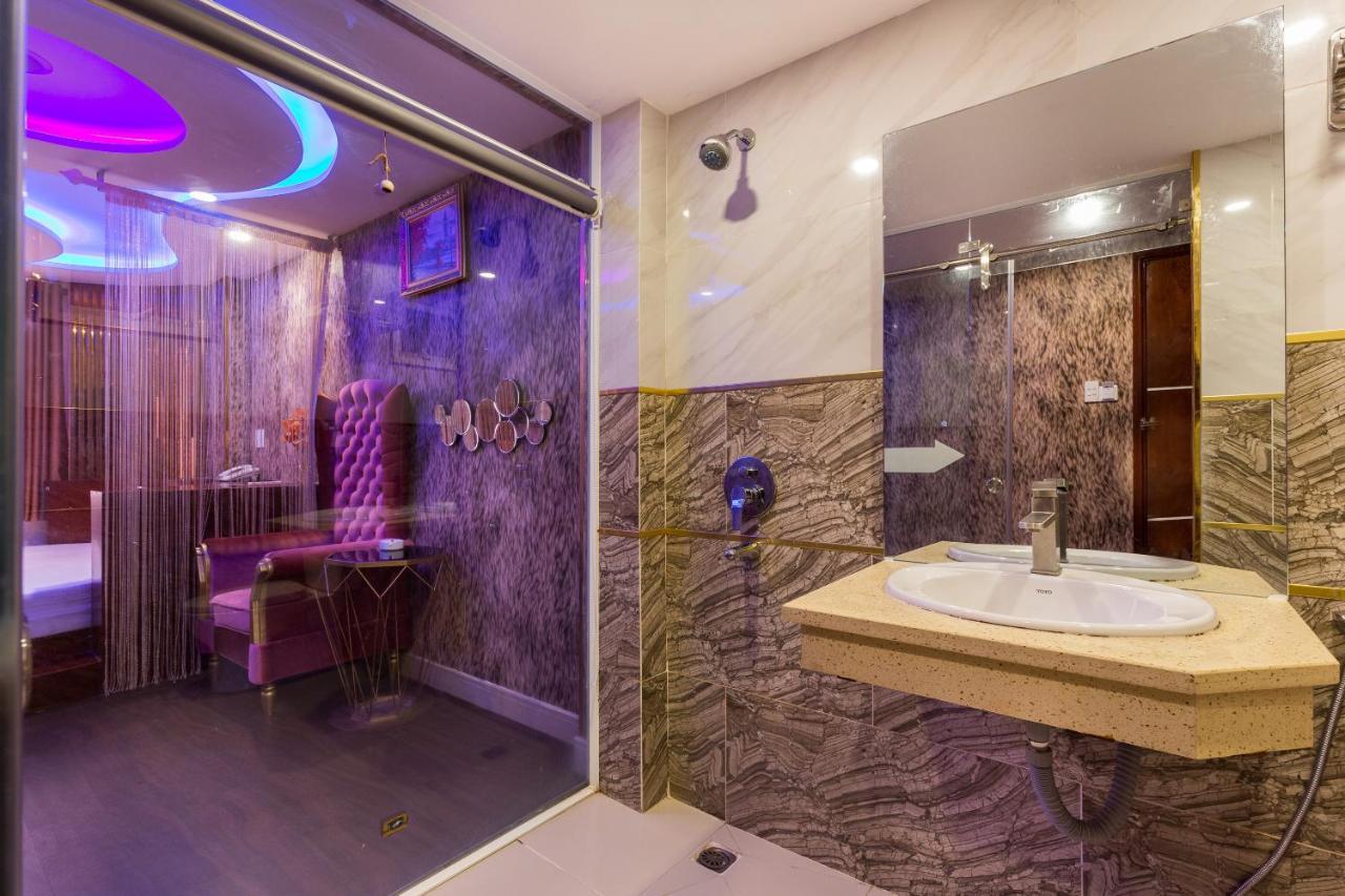 Oyo 1108 Iboss Hotel 2*