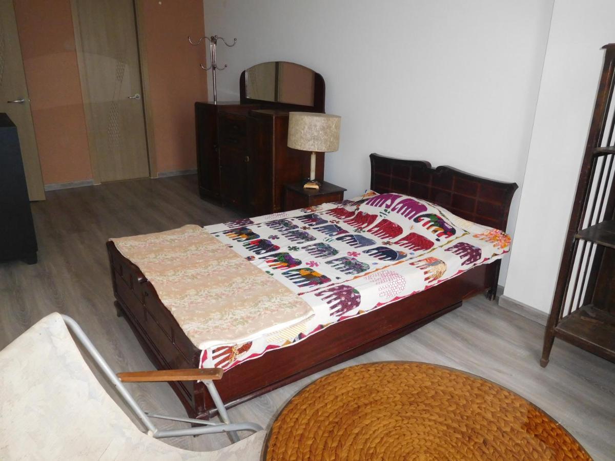 Don's Bedroom For Only 1 Male Guest *