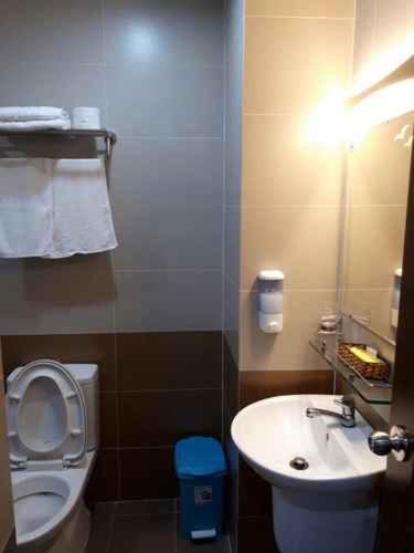 Hotel Khach San Sao Bien - Quan 2