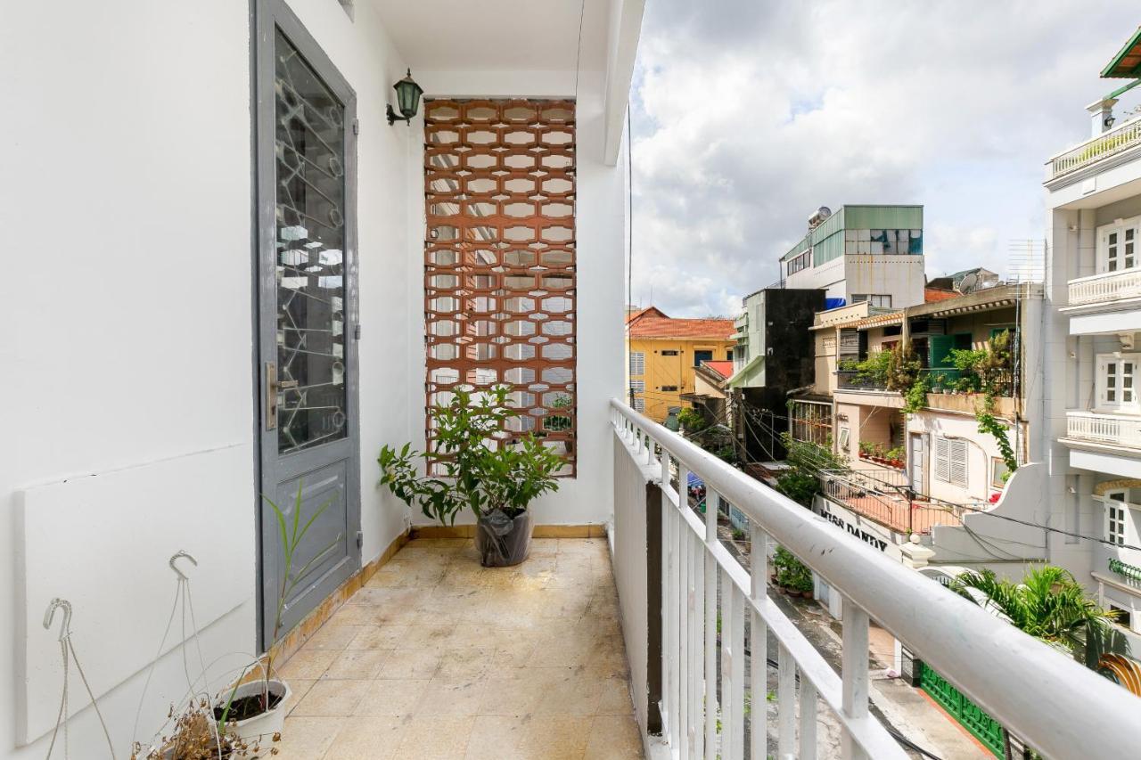 Dlux Saigon Hotel 3*