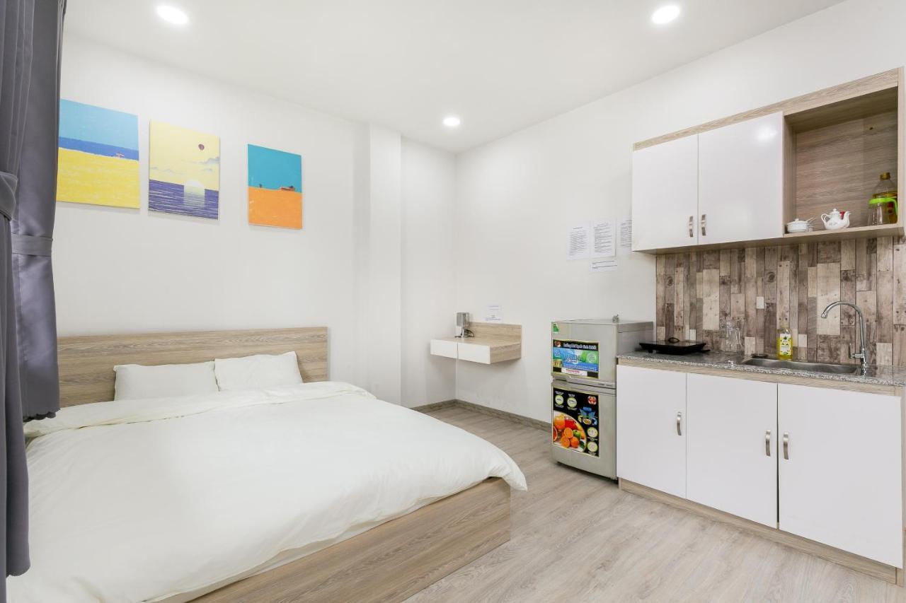 Dlux Saigon