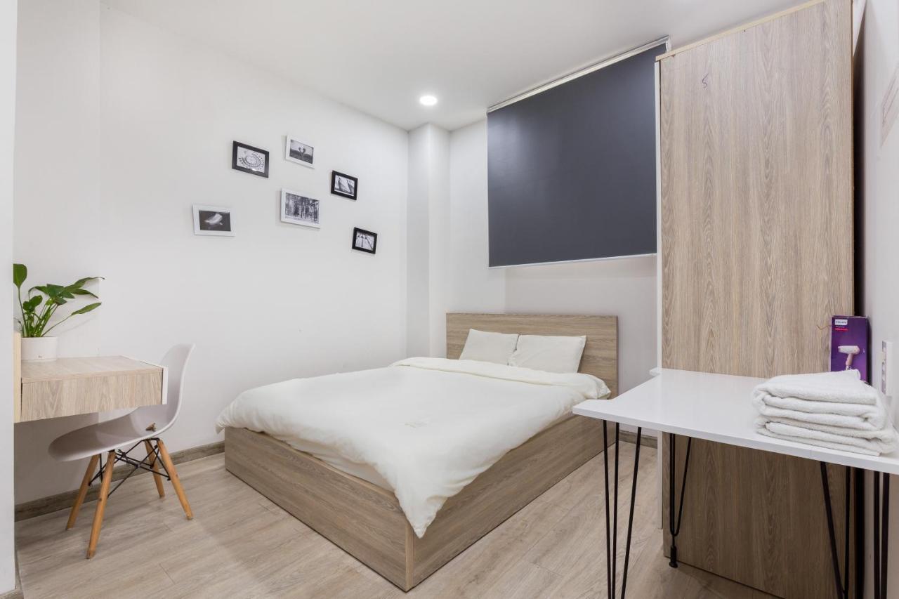 Dlux Saigon 3*