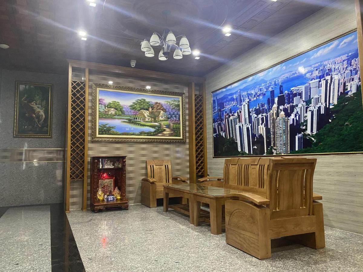 Hoang Quan Love hotel *