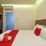 Reddoorz Minh Thu Hotel Near Quang Trung