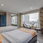 Cozrum Lux - The Arrivals Hotel