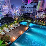 Au Lac Charner Hotel