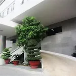 Hotel 199