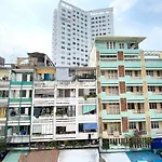Home Away Do Quang Dau- Homestay, City Center, D1