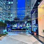 Apartment Sky Center Thap A Gan San Bay Tan Son Nhat