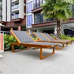 Metropole Royal Suites