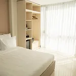 Ruby Hotel