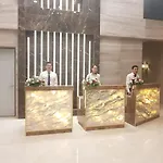 Aurora Luxury Apartment