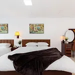 Scat Hotel - Nguyen Trai