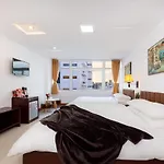 Scat Hotel - Nguyen Trai