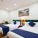 Vivian - Tan Son Nhat Airport Hotel