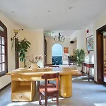 M Village Living Cach Mang Thang 8