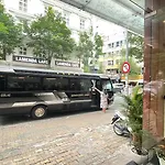 Gold Hotel, Saigon