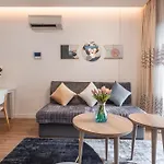 Republic Apartments Saigon Airport