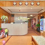 Bin Bin 10 - Mimosa Hotel Near Tan Son Nhat Airport