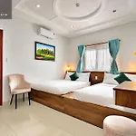 Hanz 137 Vivianne Hotel
