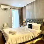 M&H Hotel