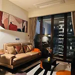 Luxury Fully Equipped Residence In Heart Of City