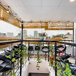 Ahu Hotel & Apartment