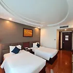 Kin Hotel Thi Sach
