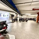 Yours Apartment - Airport