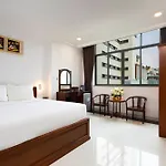 Hoang Luxury Hotel Dist 1 Ho Chi Minh
