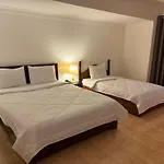 Phung Long Hotel