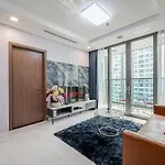 Landmark 81 Paradise Inn