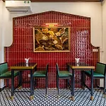 White Lotus - Heritage Hotel