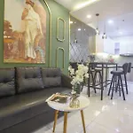 Sojo Lumiere Aparts - Terra Royal, Luxury And Central Spot