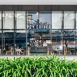Saigon Apartments - Free City Walk Experience, Amazing Infinity Pool & Free 4G Sim Card For 3 Nights