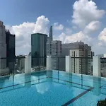 Salute De Madison Apartments