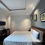 Haven Hut Suite Hotel