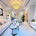 The Luxe Nest Riverside - Vinhome Landmark 81