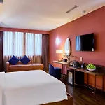 Khách sạn Cozy Midnight