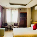 Royal Hotel