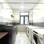 Yours Apartment - Airport