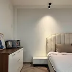 Zeus Living - Room In Villas An Phu