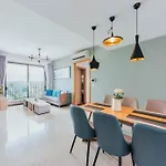 Elysian Retreat Apartment - Pool - Free 4G Sim Card For 3 Nights - Free Pick-Up For 5 Nights