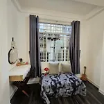 Nana House