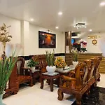 10H Hotel