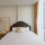 Eco Green 2Pn Luxury View Landmark 81