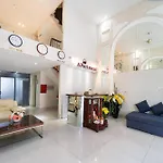 Win Hotel & Apartment