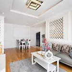 2Br 3Br Luxury Apartment Sky Pool
